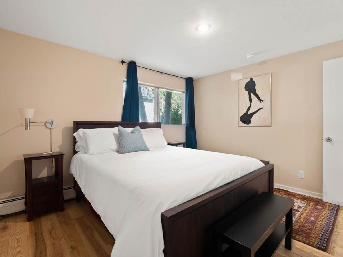Relaxing 2 Bedroom Steps From Vail Resort エクステリア 写真