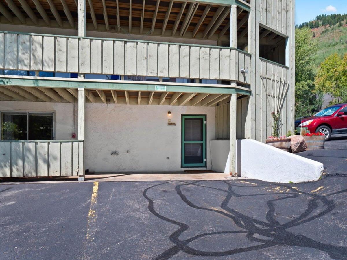 Relaxing 2 Bedroom Steps From Vail Resort エクステリア 写真
